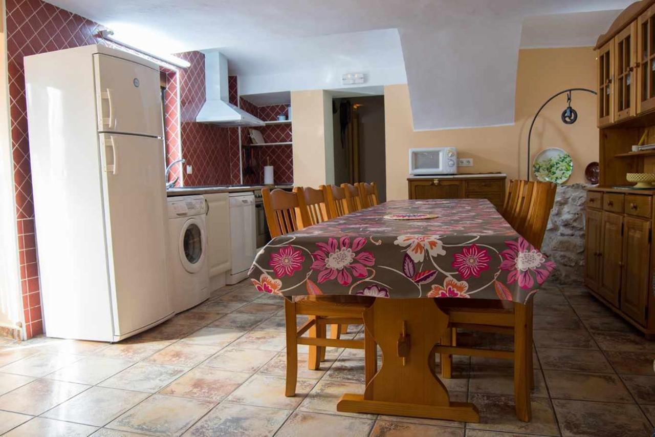 Casa Rural Con Jacuzzi La Parrilla  Buitenkant foto